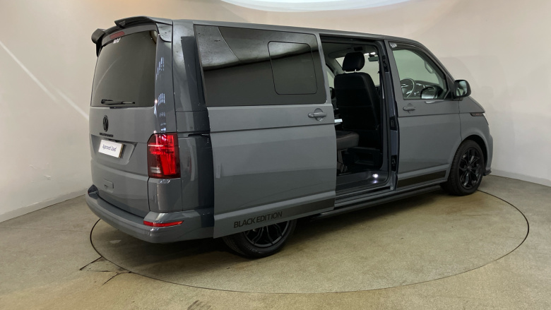 Volkswagen Transporter T32 Swb Diesel Special Edition 2.0 BiTDI 204 Sportline Black Ed Kombi Van DSG